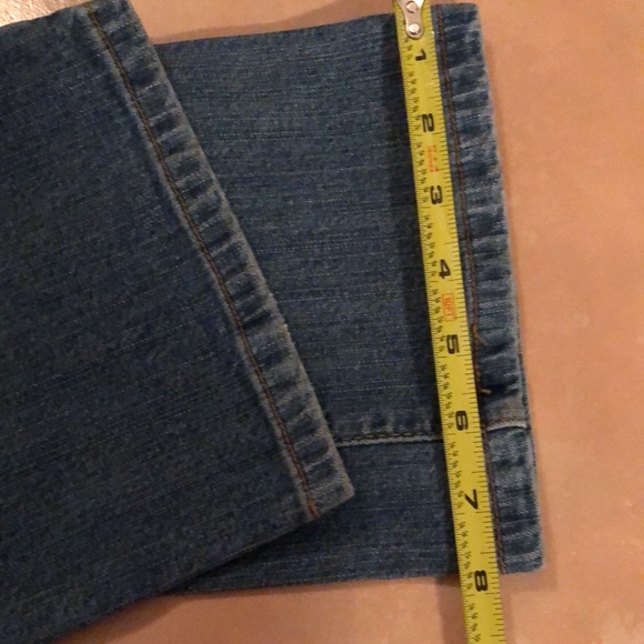Levi’s 550 Relaxed Bootcut Jeans - Picture 8 of 9